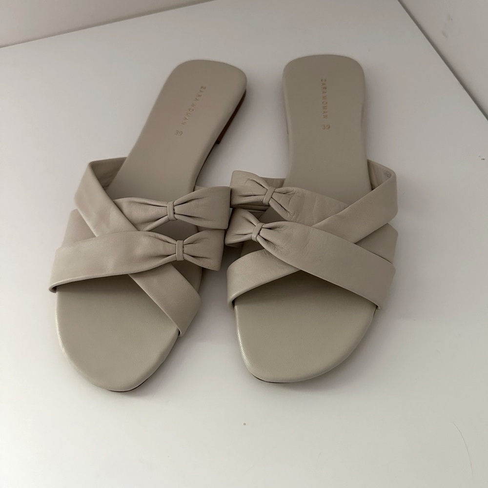 Zara Women’s leather sandals size 39